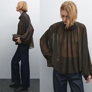 Massimo Dutti Fluid Semi-Sheer Volume Shirt With Button Detail XS-S